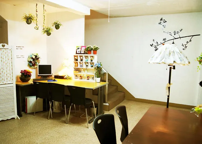 Pensión Mi House